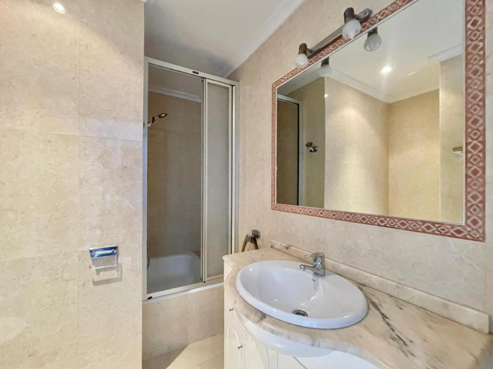 Torre Coblanca Seafront Appartement